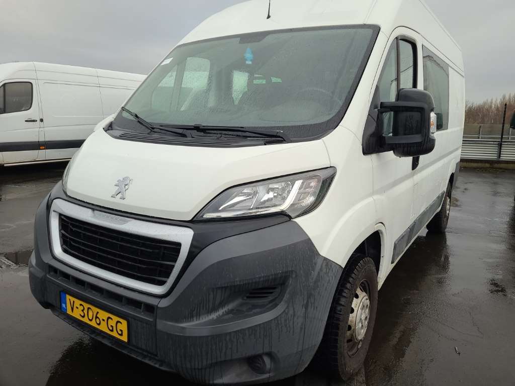 Peugeot Boxer gb 333 L2H2 130 BLUEHDI PREM DC 4D 96KW, 2017