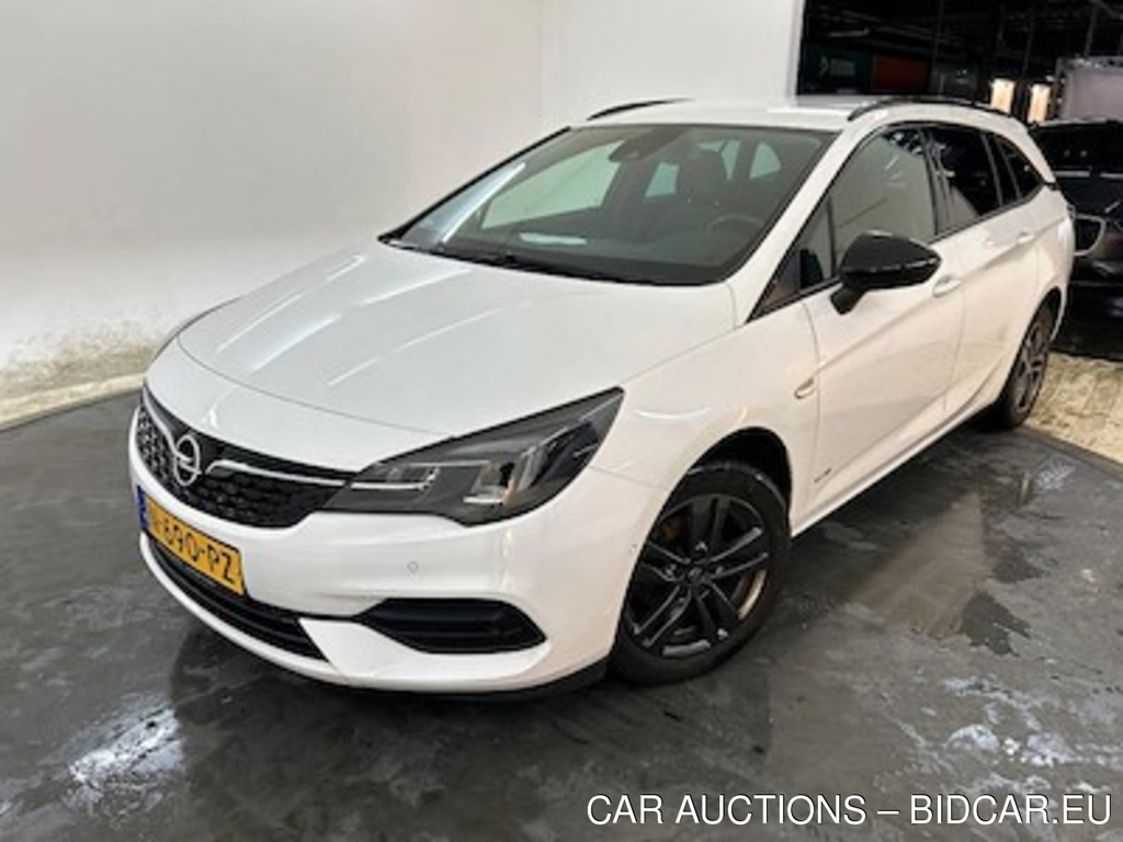 Opel Astra sports tourer 1.2 turbo 81kW Design &amp; Tech