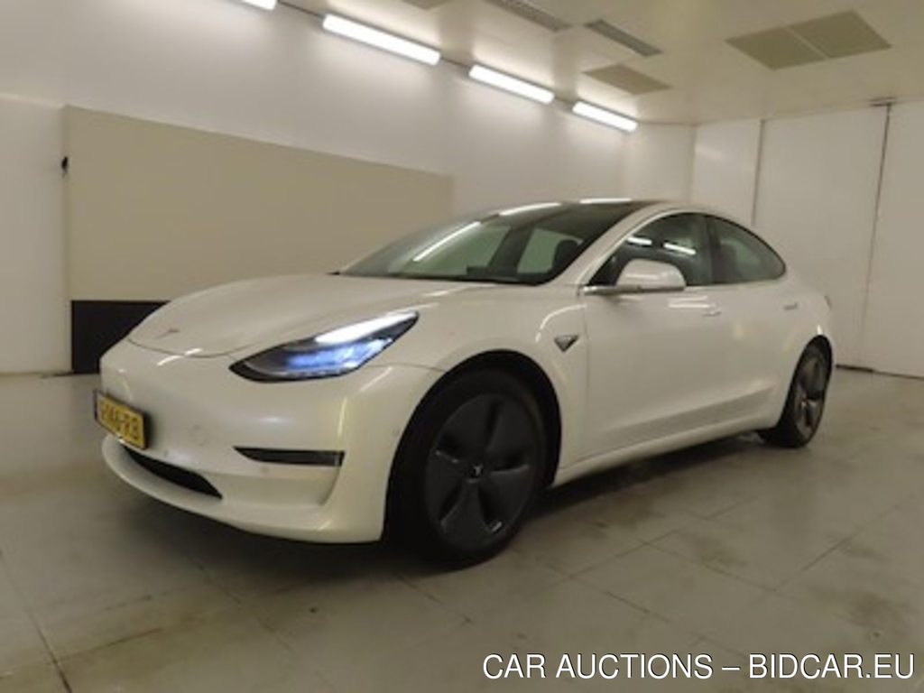 Tesla Model 3 Long Range Dual Motor AWD 4d