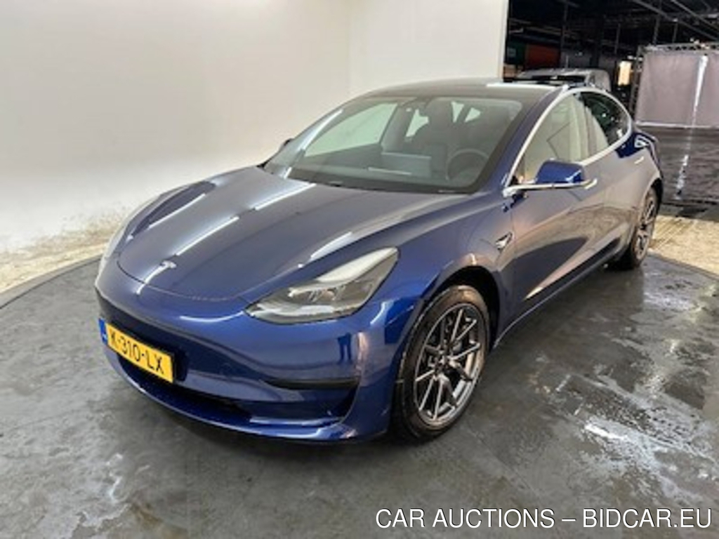 Tesla Model 3 Standard Range Plus RWD