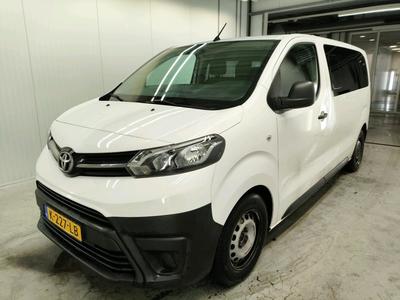 Toyota Proace Shuttle Medium 1.5 D-4D 88kW Navigator, 2021