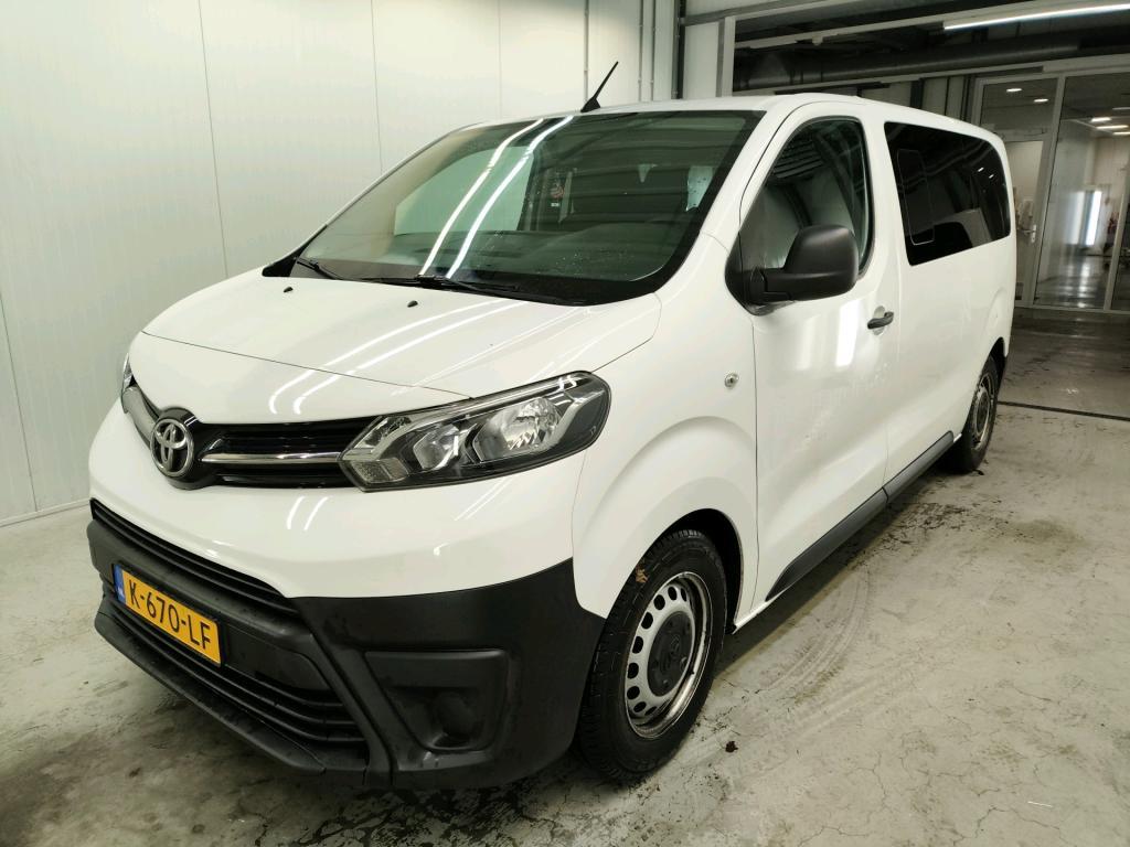 Toyota Proace Shuttle Medium 1.5 D-4D 88kW Navigator, 2021