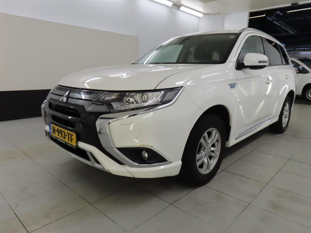 Mitsubishi Outlander 2.4 PHEV PURE, 2020