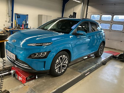 Hyundai Kona 64 Kwt Essential Aut