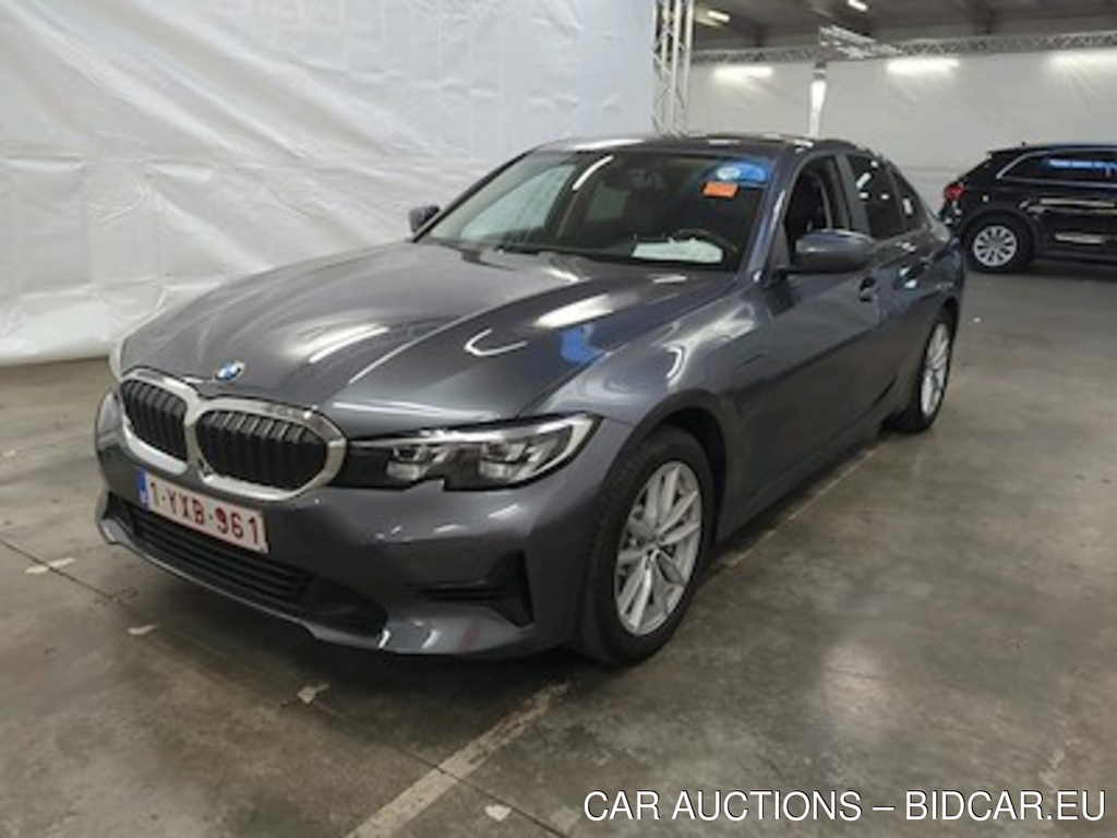 BMW 3 - 2019 330eA PHEV Business Plus