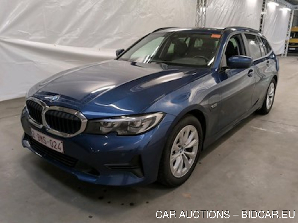 BMW 3 series touring 2.0 320E TOURING Business Plus Mirror