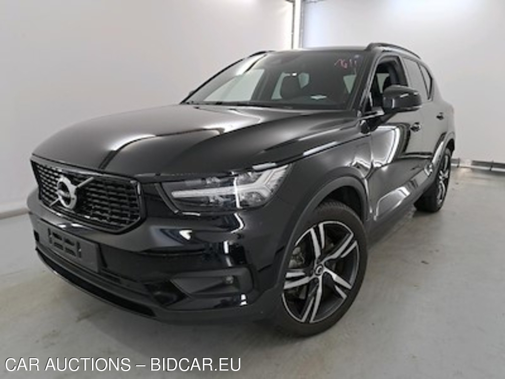 Volvo XC40 1.5 T5 RECHARGE GEARTRONIC R-DESIGN Tech &amp; Park Assist Winter Winter Pro