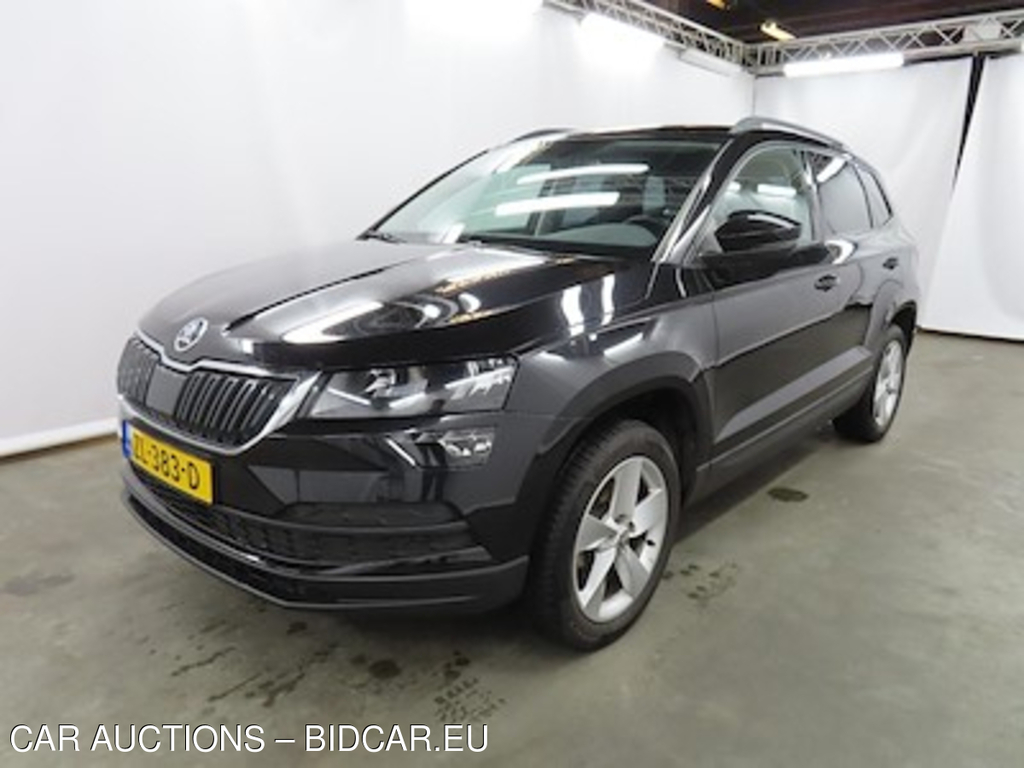 Skoda Karoq 1.0 TSI Greentech Ambition Business 5d