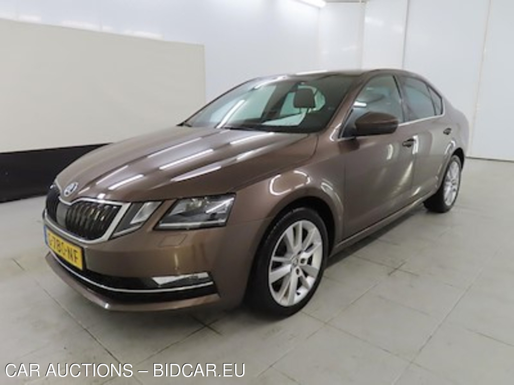 Skoda OCTAVIA 1.0 TSI Greentech Style Business 5d