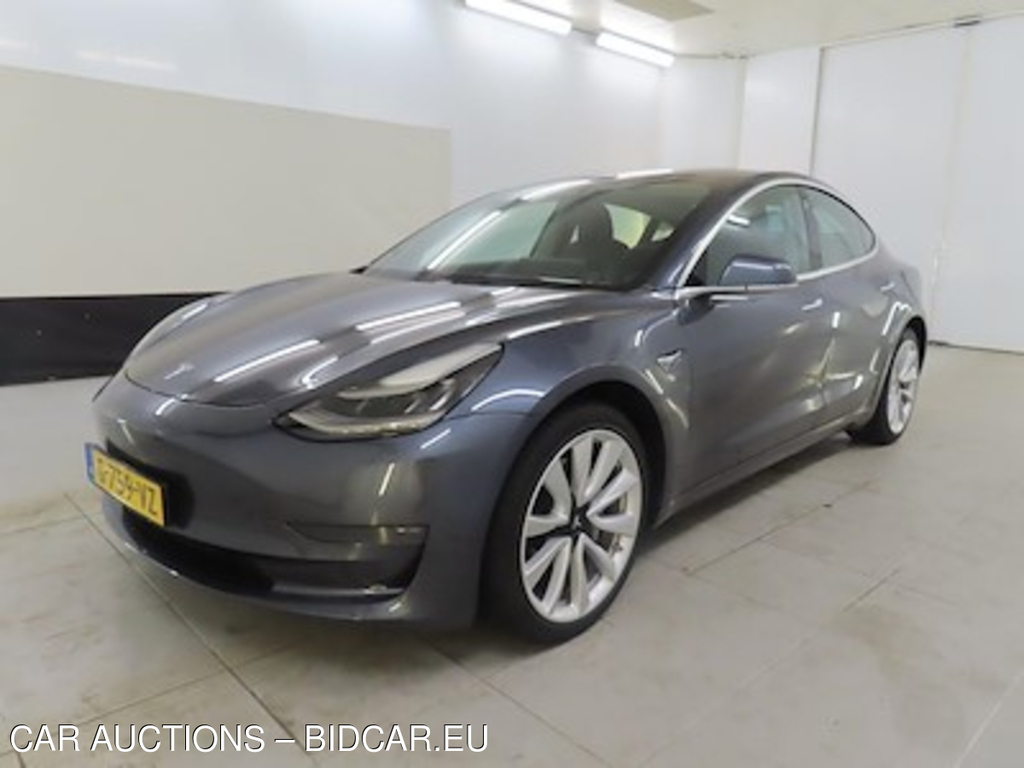 Tesla Model 3 Long Range Dual Motor AWD 4d