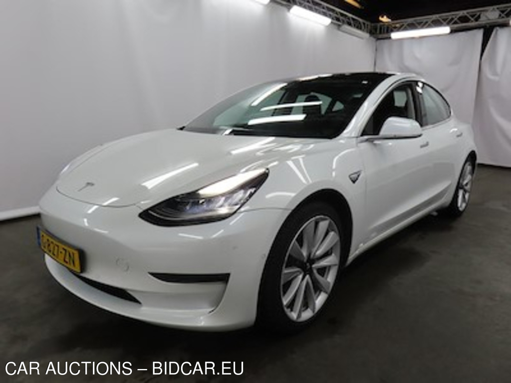 Tesla Model 3 Long Range Dual Motor AWD 4d