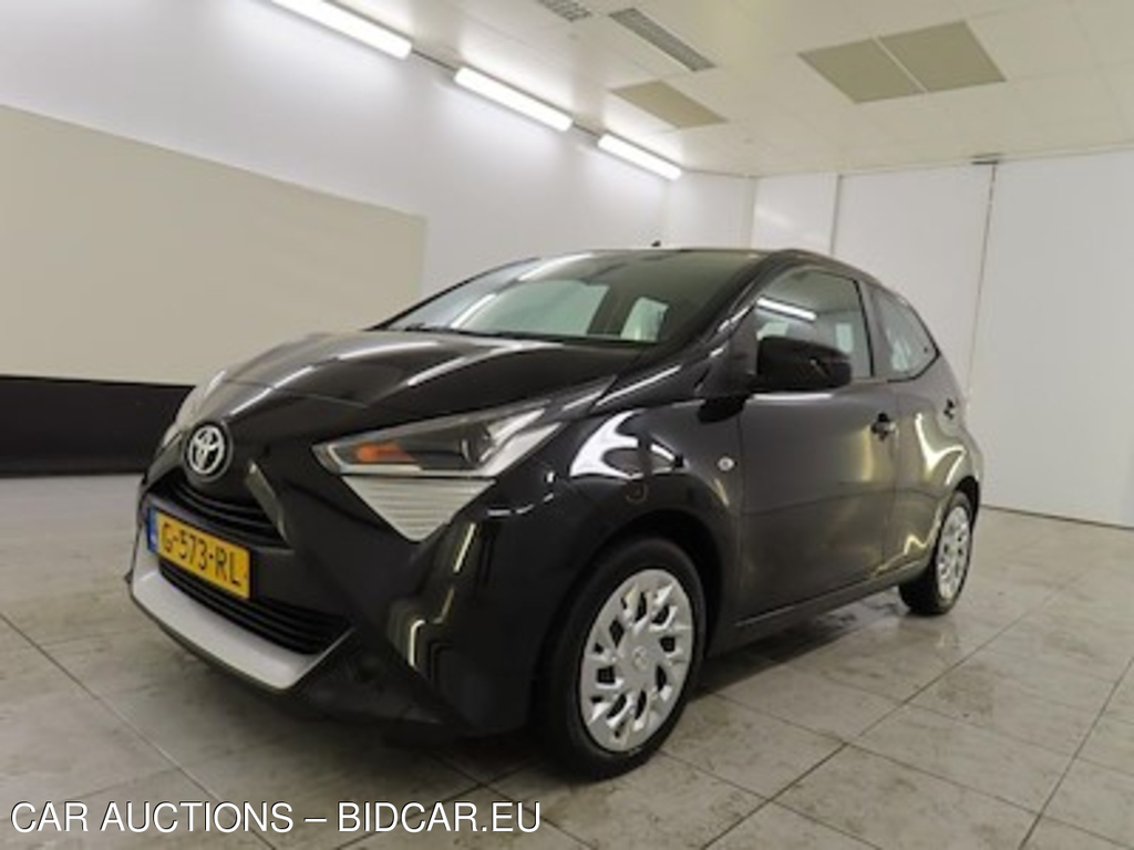 Toyota Aygo 1.0 VVT-i x-play 5d