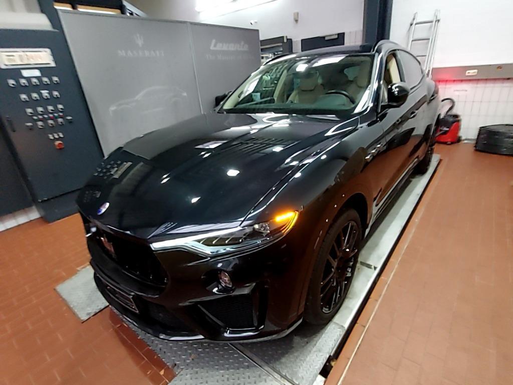 Maserati Levante GTS Q4, 2020