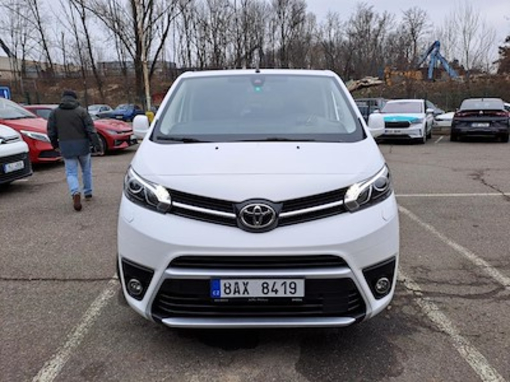 Toyota Proace 2.0 D-4D 180k L1 Family