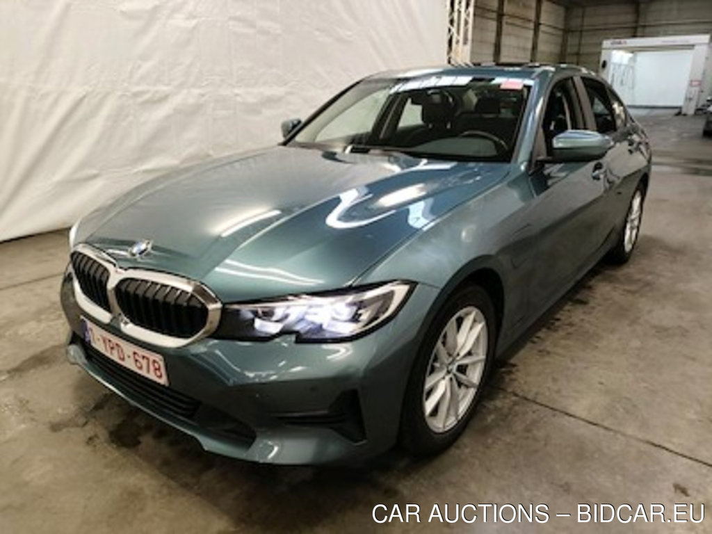 BMW 3 330EA PHEV AUT