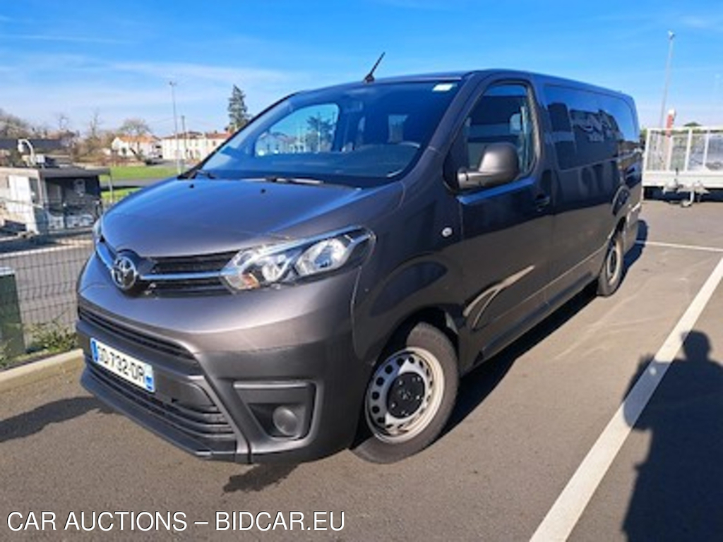 Toyota PROACE PROACE Combi Long 1.5 120 D-4D Dynamic RC21