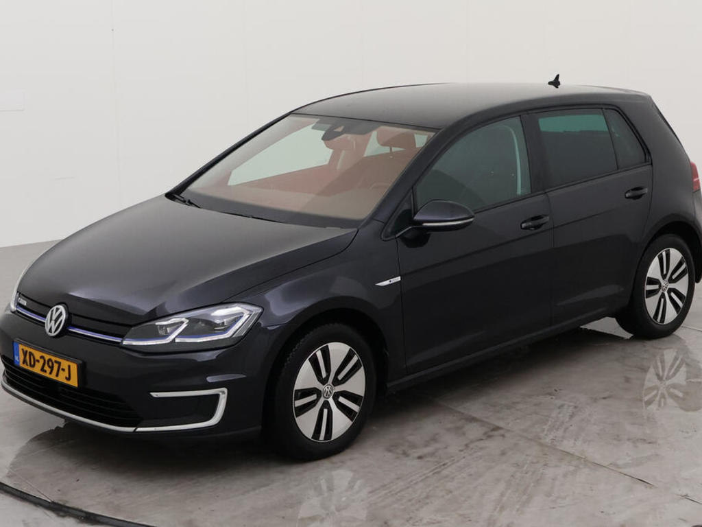 Volkswagen E-golf BEV 136PK ASSIST+ LEDER WARMTEPOMP DISPLAY CAMERA LED+, 2019