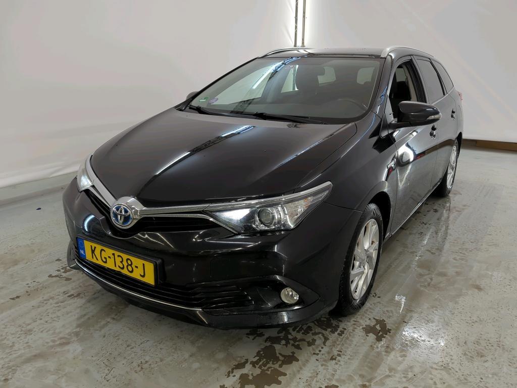 Toyota Auris 1.8 HYBRID TREND, 2016