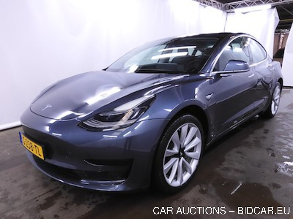 Tesla Model 3 Standard Range Plus RWD 4d