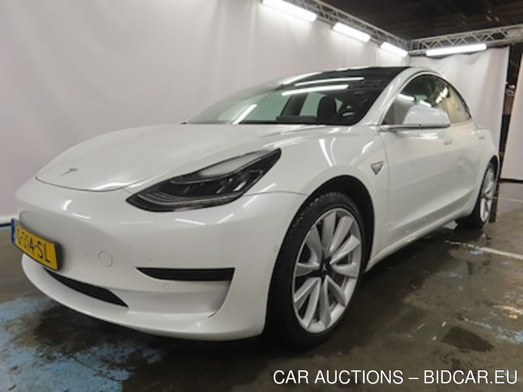 Tesla Model 3 Standard Range Plus RWD 4d