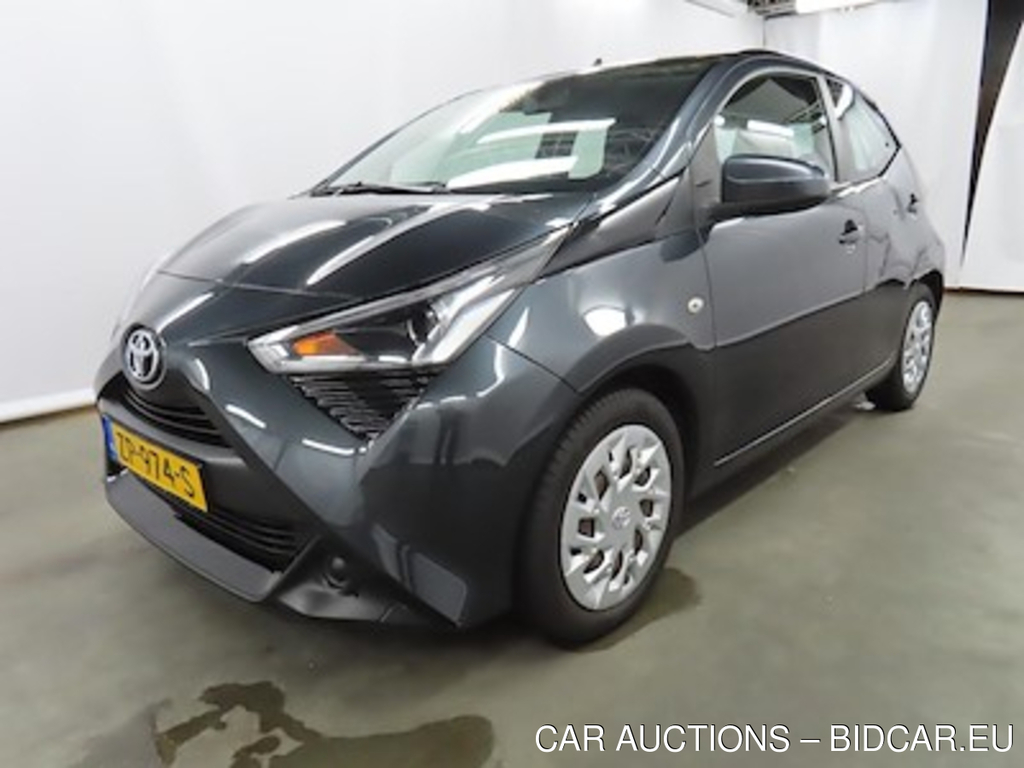 Toyota Aygo 1.0 VVT-i ActieAuto 5d x-play HEMA