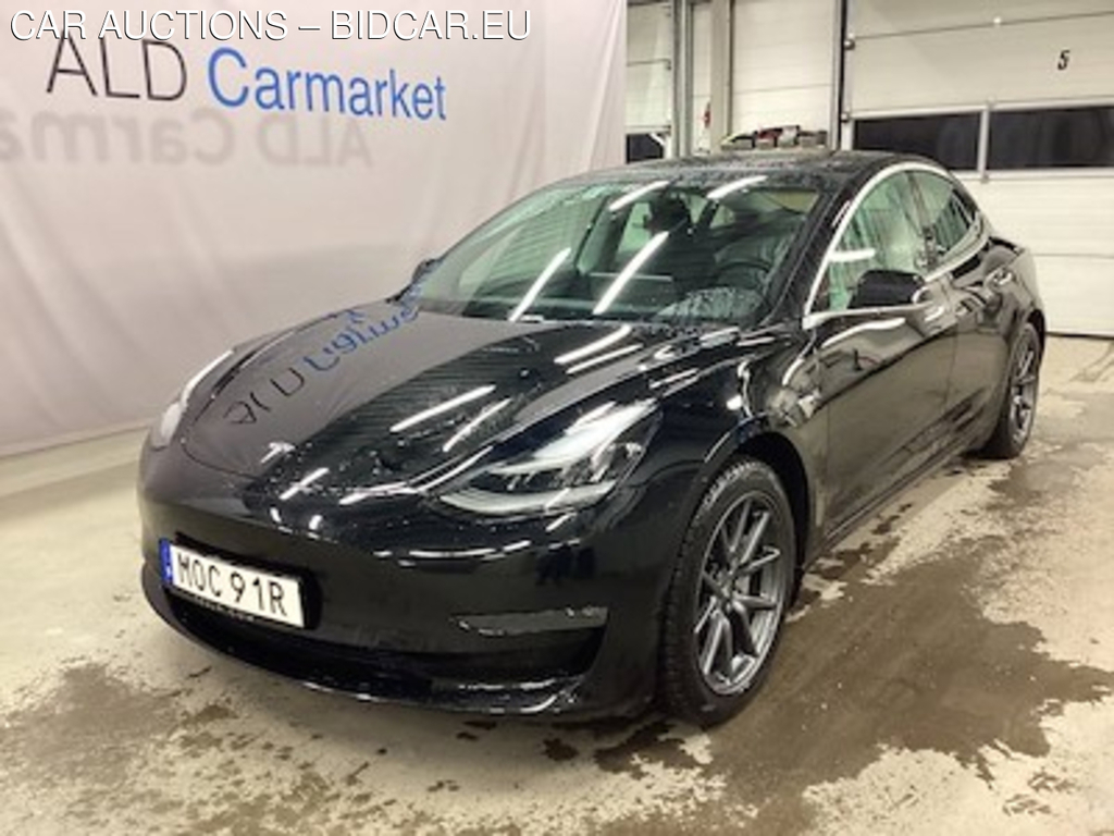 Tesla Model 3 long range awd Skinn, Pano, P-Varmare, B-Kamera, Nav, Auto