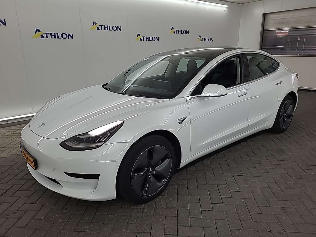 Tesla Model 3 STANDARD RANGE PLUS RWD 4D 225KW, 2019