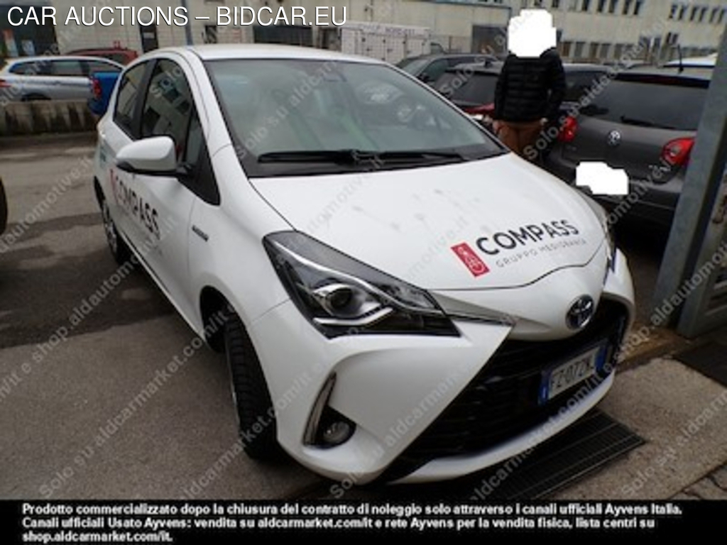 Toyota yaris 1.5 hybrid business hatchback -