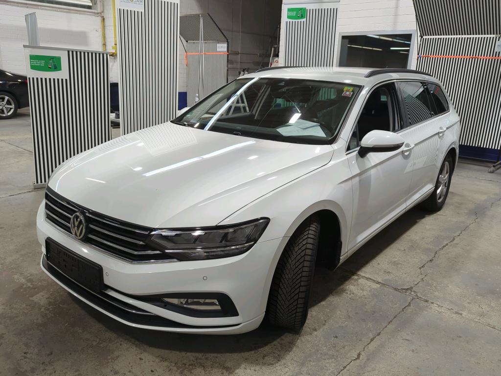 Volkswagen Passat VARIANT 2.0 TDI SCR DSG Business, 2020