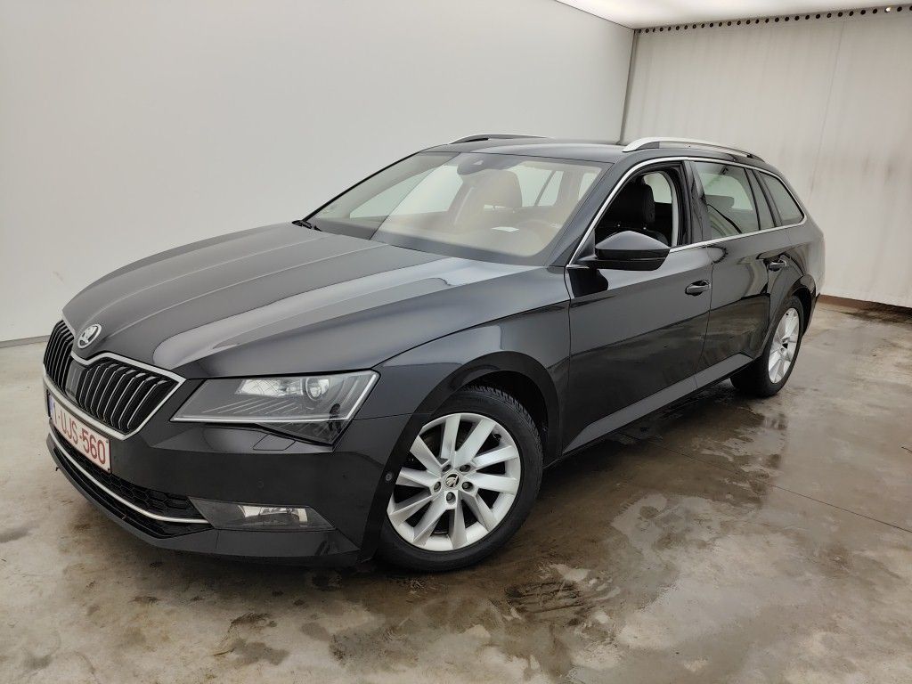 Skoda Superb combi diesel - 2015 SUPERB SW 2.0 CR TDI STYLE DSG, 2018