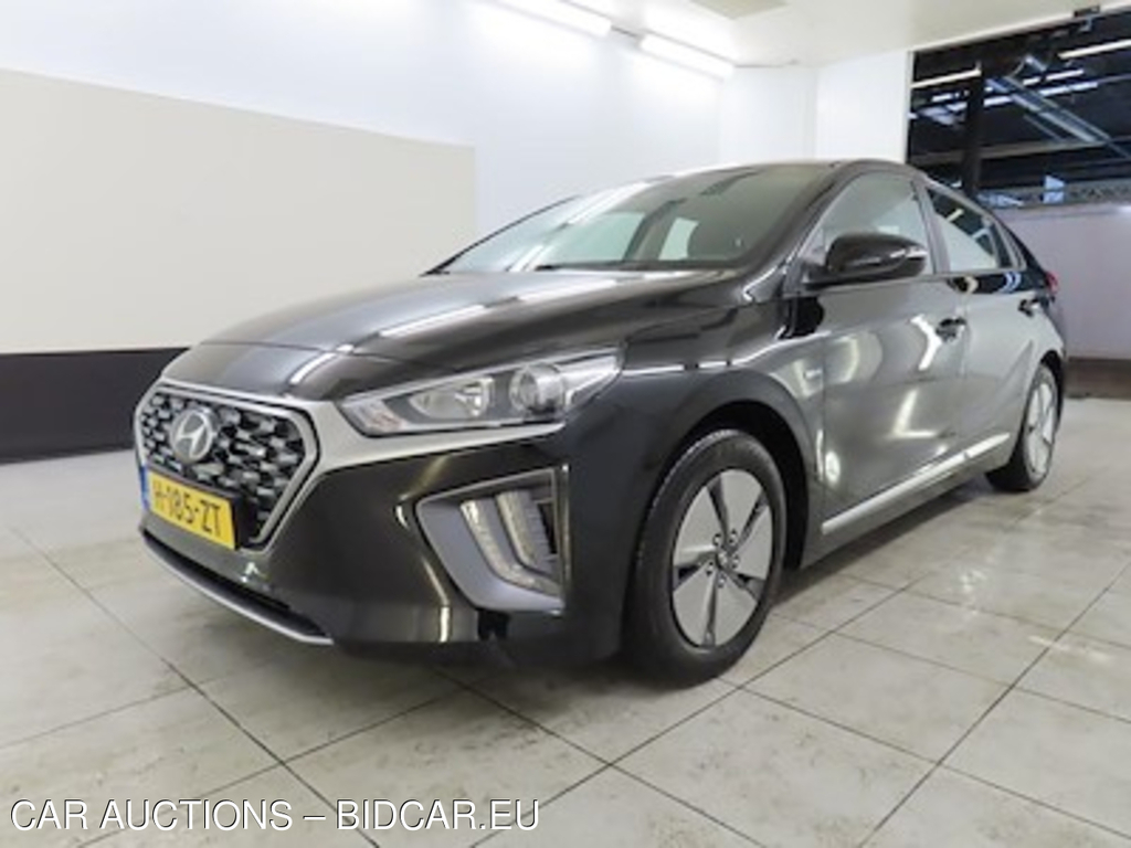 Hyundai Ioniq 1.6 GDI Blue HEV i-Motion 5d