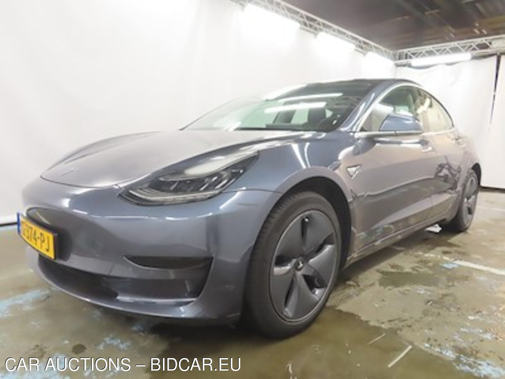 Tesla Model 3 Standard Range Plus RWD 4d