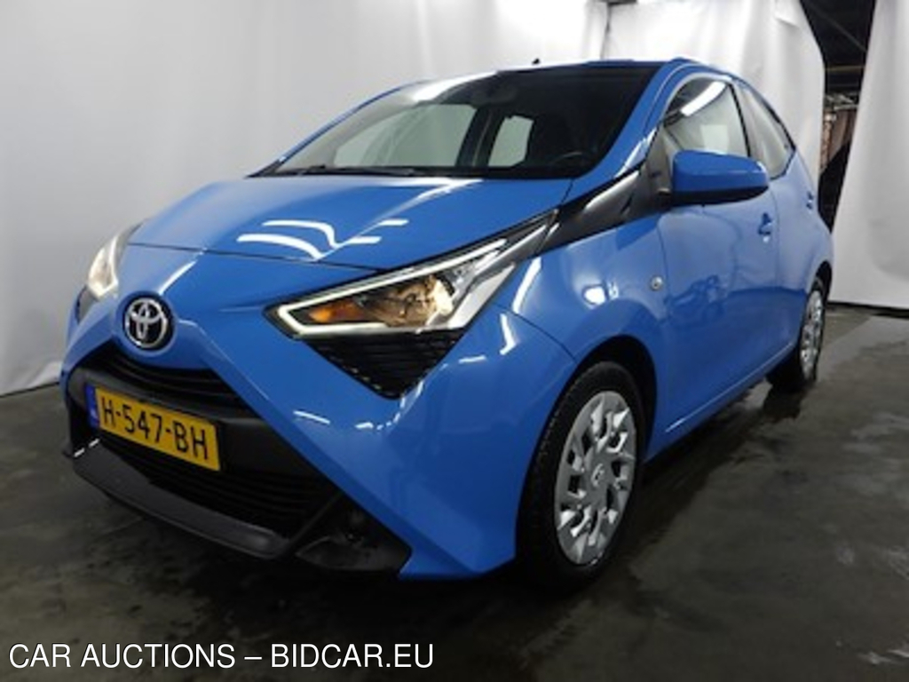 Toyota Aygo 1.0 VVT-i x-play 5d