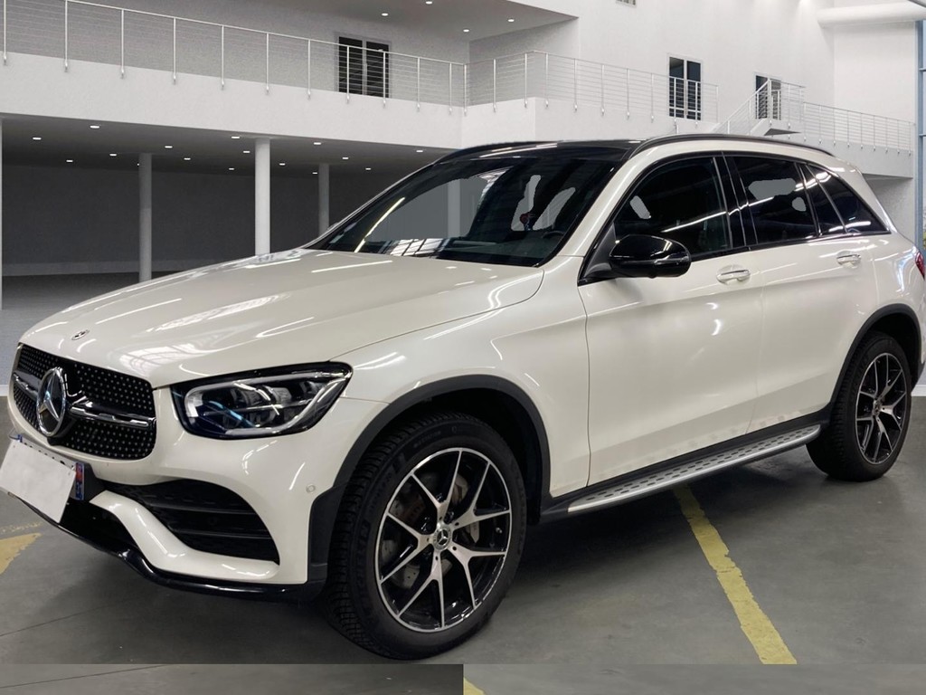 Mercedes-Benz Glc 300 DE 9G-TRONIC 4MATIC AMG LINE, 2022