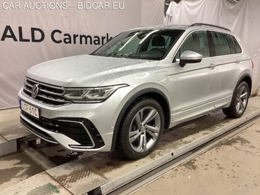 Volkswagen Tiguan ehybrid 1.4 tsi !NO WINTER TIRES! R-Line, Nav, PDC Fram&Bak, Skinn/Tyg, Auto