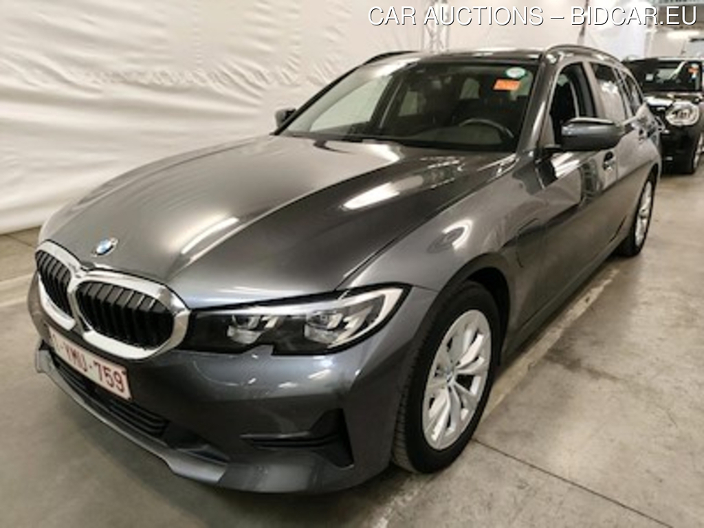 BMW 3 touring - 2019 330eA PHEV Business Plus Travel