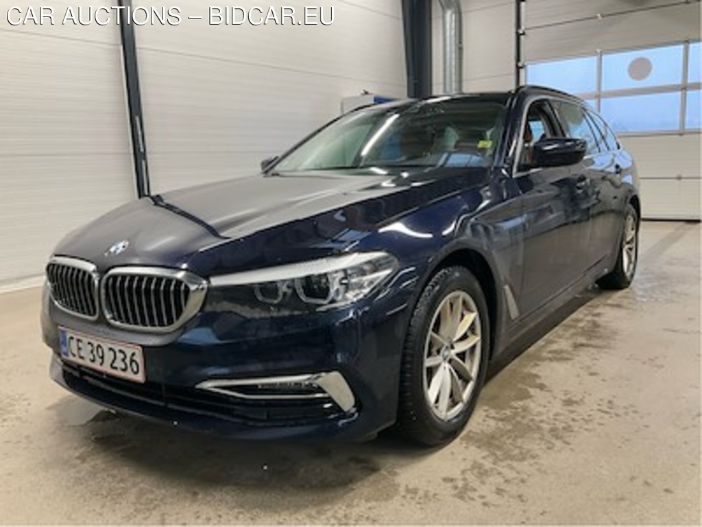 BMW 5 serie 2.0 520D TOURING CONNECTED AUTO UA!,