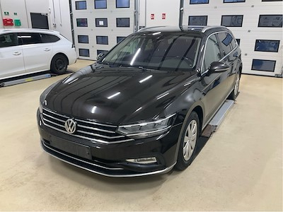 Volkswagen PASSAT 2.0 TDI 150 SCR ELEGANCE PLUS DSG VARIANT UA!,