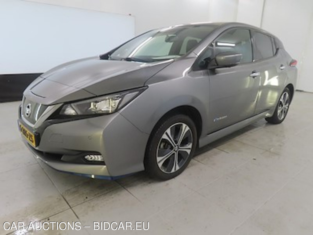 Nissan Leaf ActieAuto e+ 62kWh 5d TEKNA