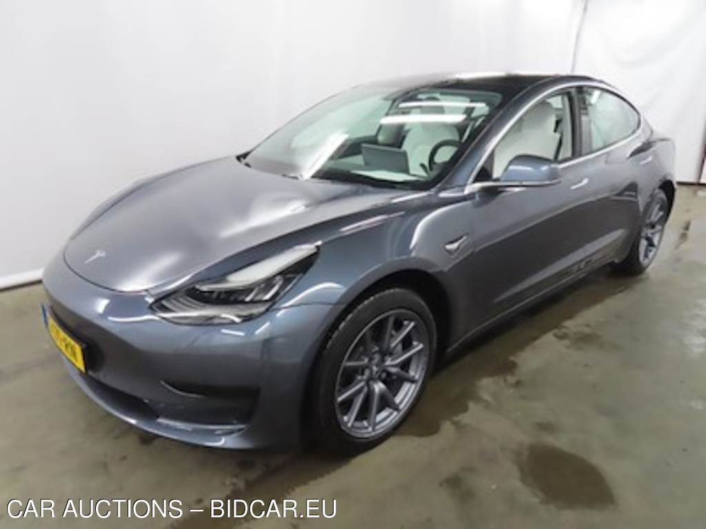 Tesla Model 3 Standard Range Plus RWD 4d