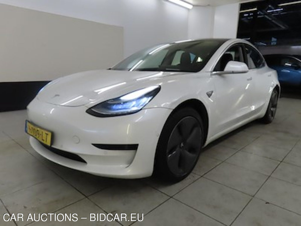 Tesla Model 3 Standard Range Plus RWD 4d