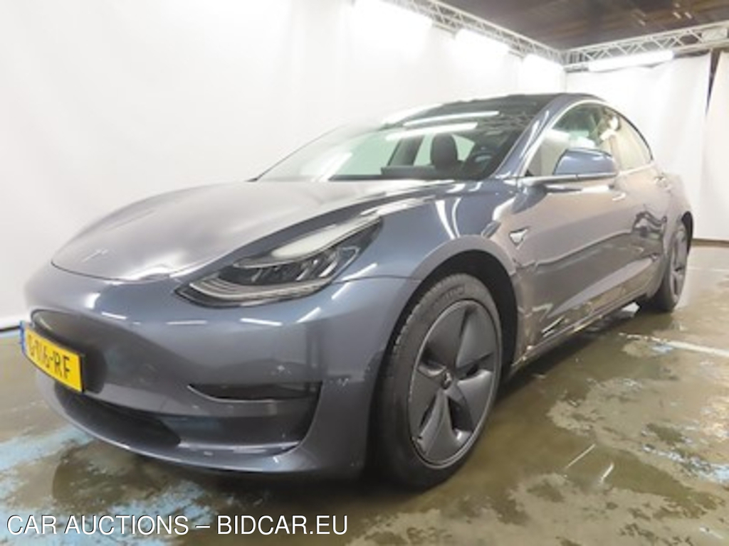 Tesla Model 3 Standard Range Plus RWD 4d