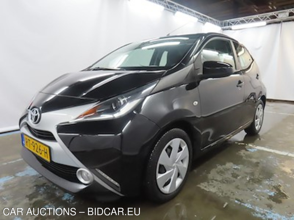 Toyota Aygo 1.0 VVT-i ActieAuto 5d x-play APL