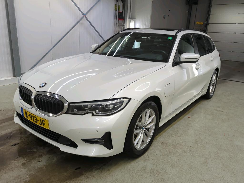 BMW 330 eA 215kW touring, 2021