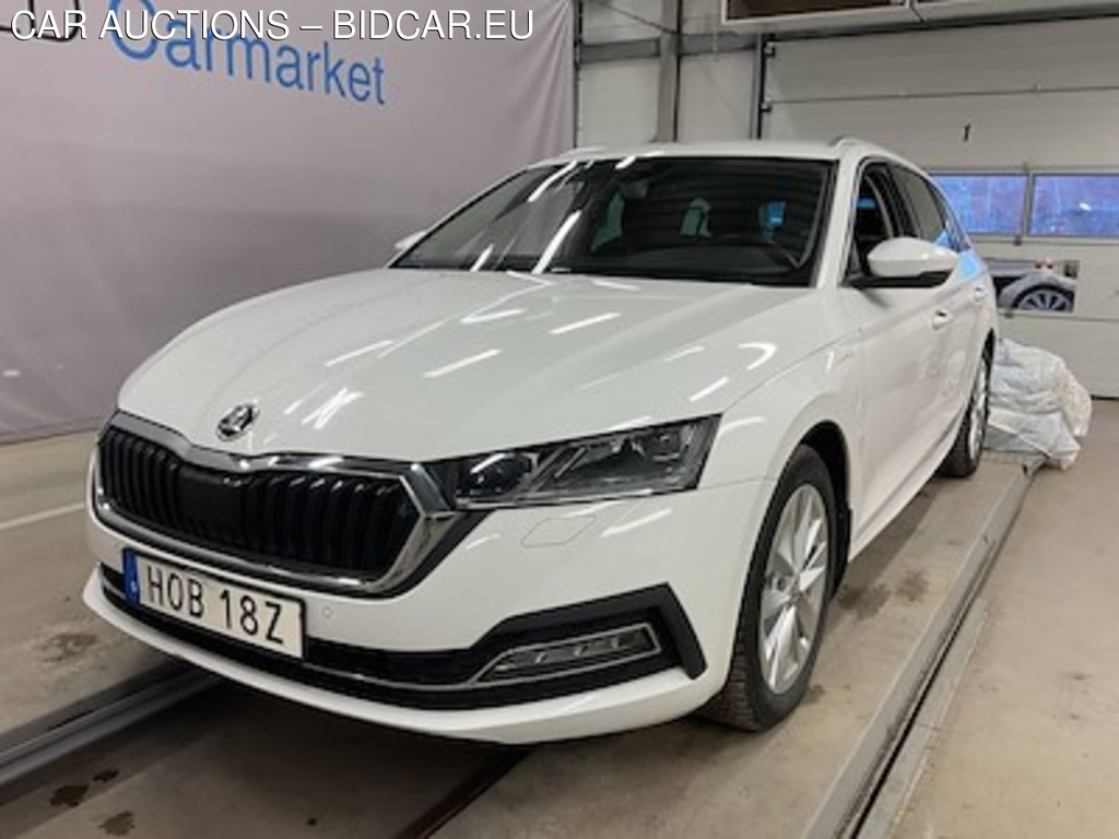 Skoda Octavia tsi IV phev Style, Skinn/Alcantara, Cockpit, P-Varmare, B-Kamera, Auto