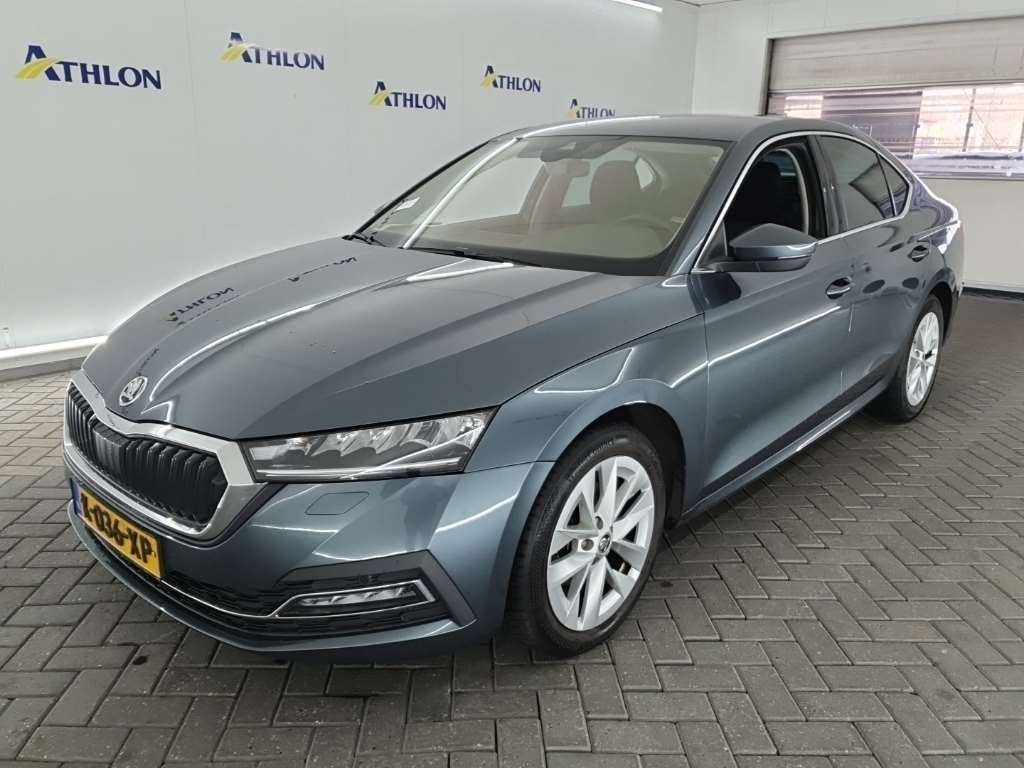 Skoda Octavia 1.0 TSI E-TEC MHEV DSG BUSINESS EDIT PL 5D 81KW, 2021