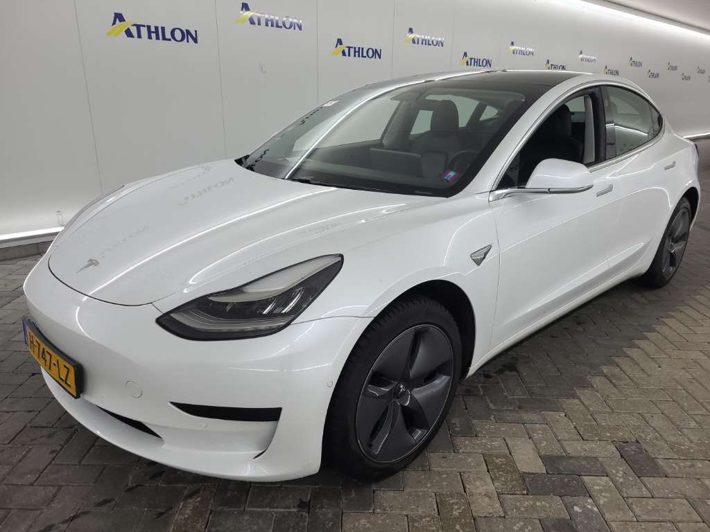 Tesla Model 3 STANDARD RANGE PLUS RWD 4D 225KW, 2020