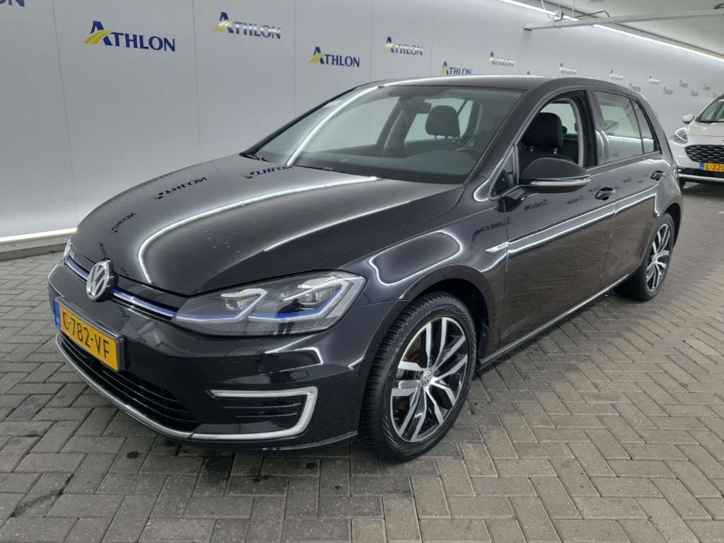 Volkswagen Golf E-DITION 2019 5D 100KW, 2019