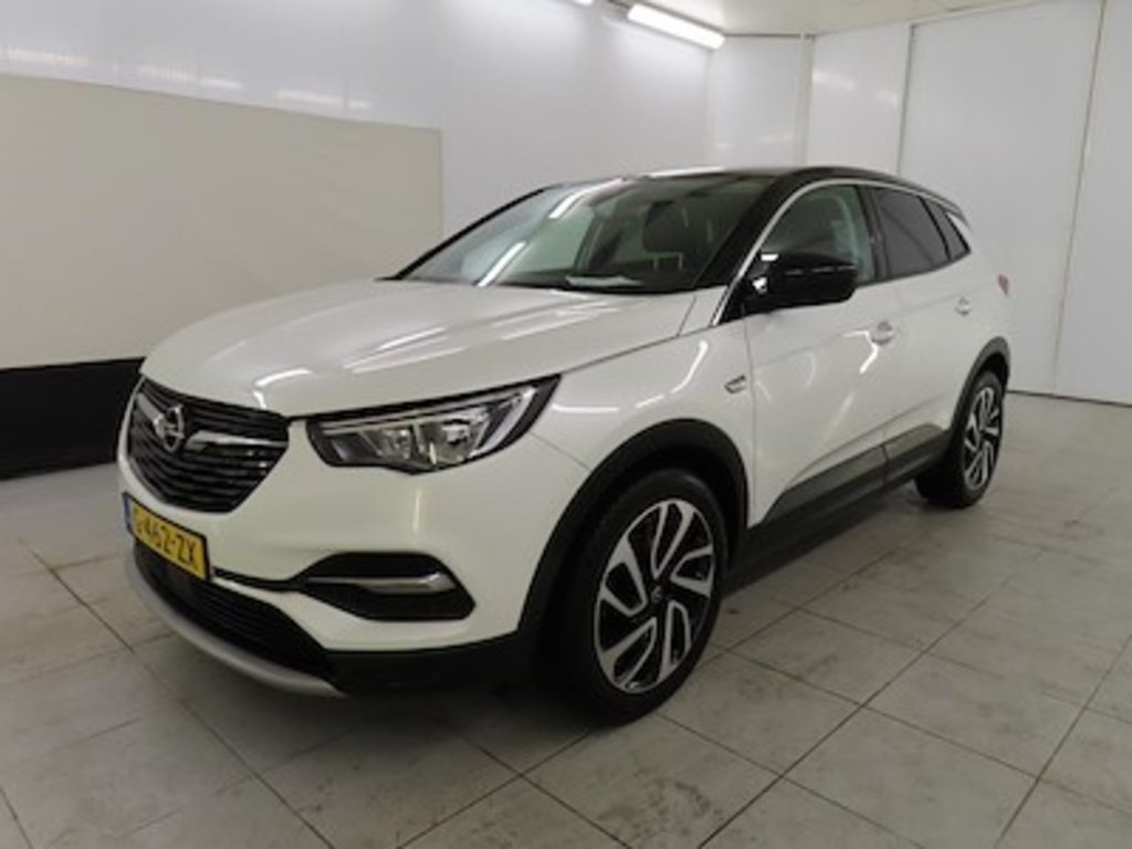 Opel Grandland X 1.2 Turbo S;S 96kW Bus. Executive 5d