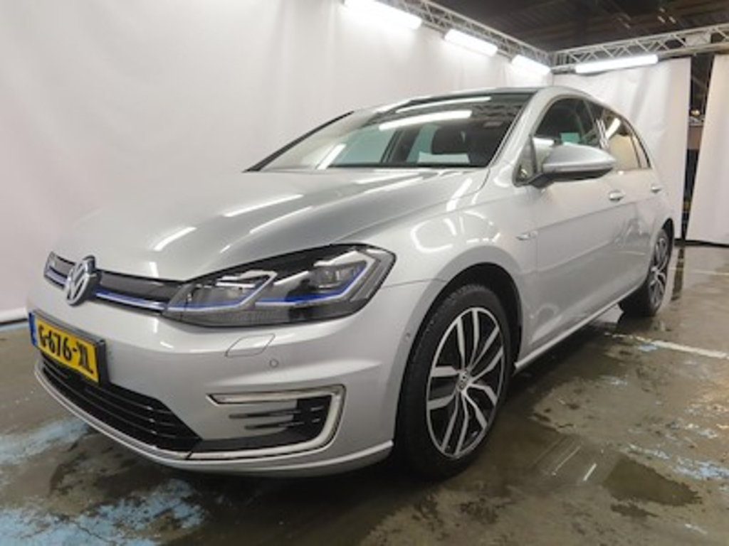 Volkswagen GOLF E-DITION 2019 5d